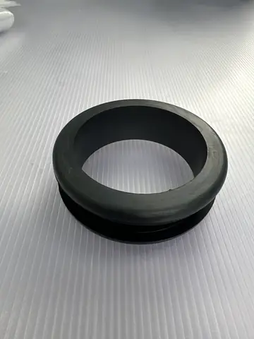 GROMMET