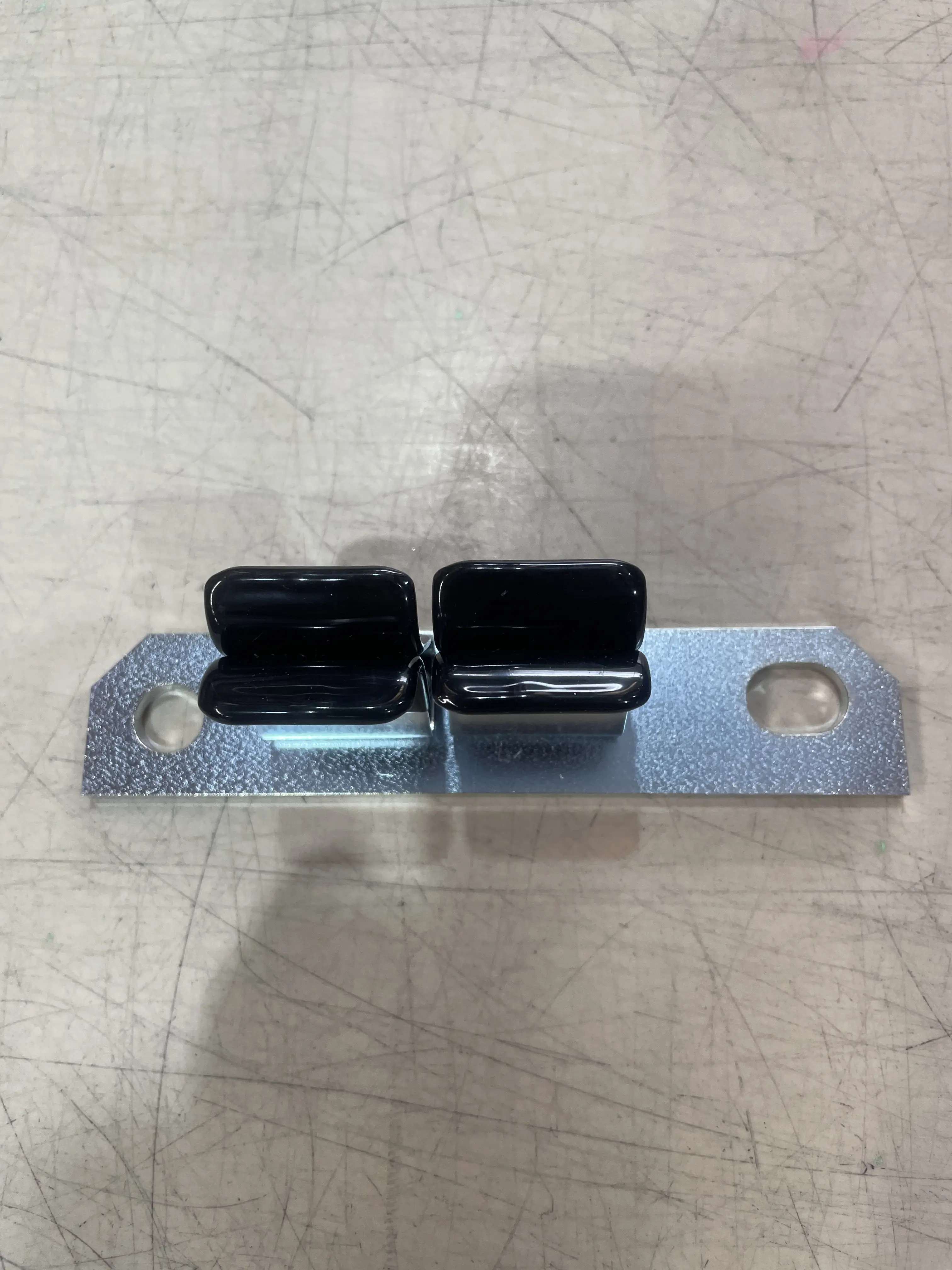 BRACKET,(CATCH)