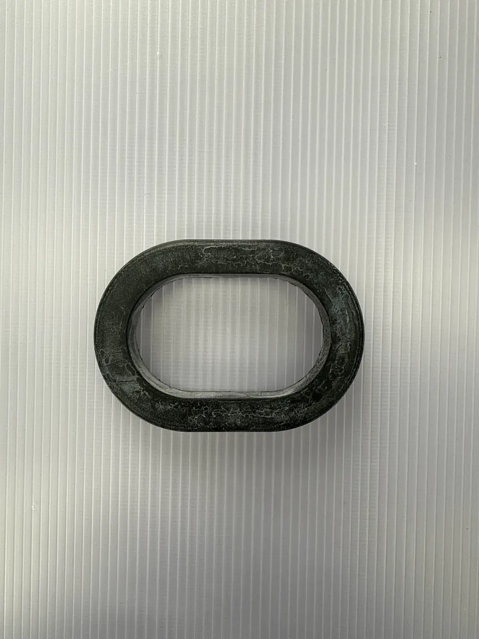 GROMMET
