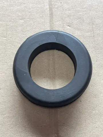 GROMMET