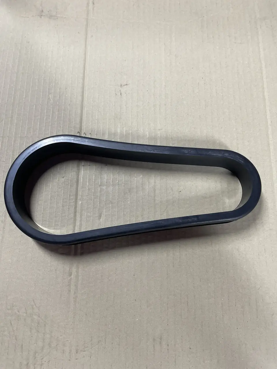 GROMMET
