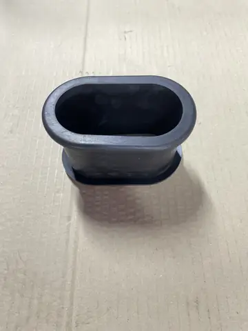 GROMMET