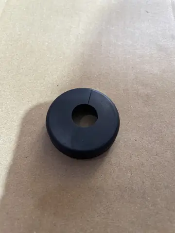 GROMMET