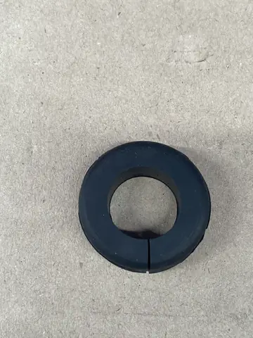 GROMMET
