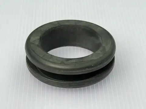 GROMMET